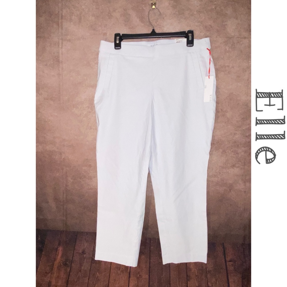 Elle Modern white-pull on Capri dress pants-mid rise-Size L-NWT